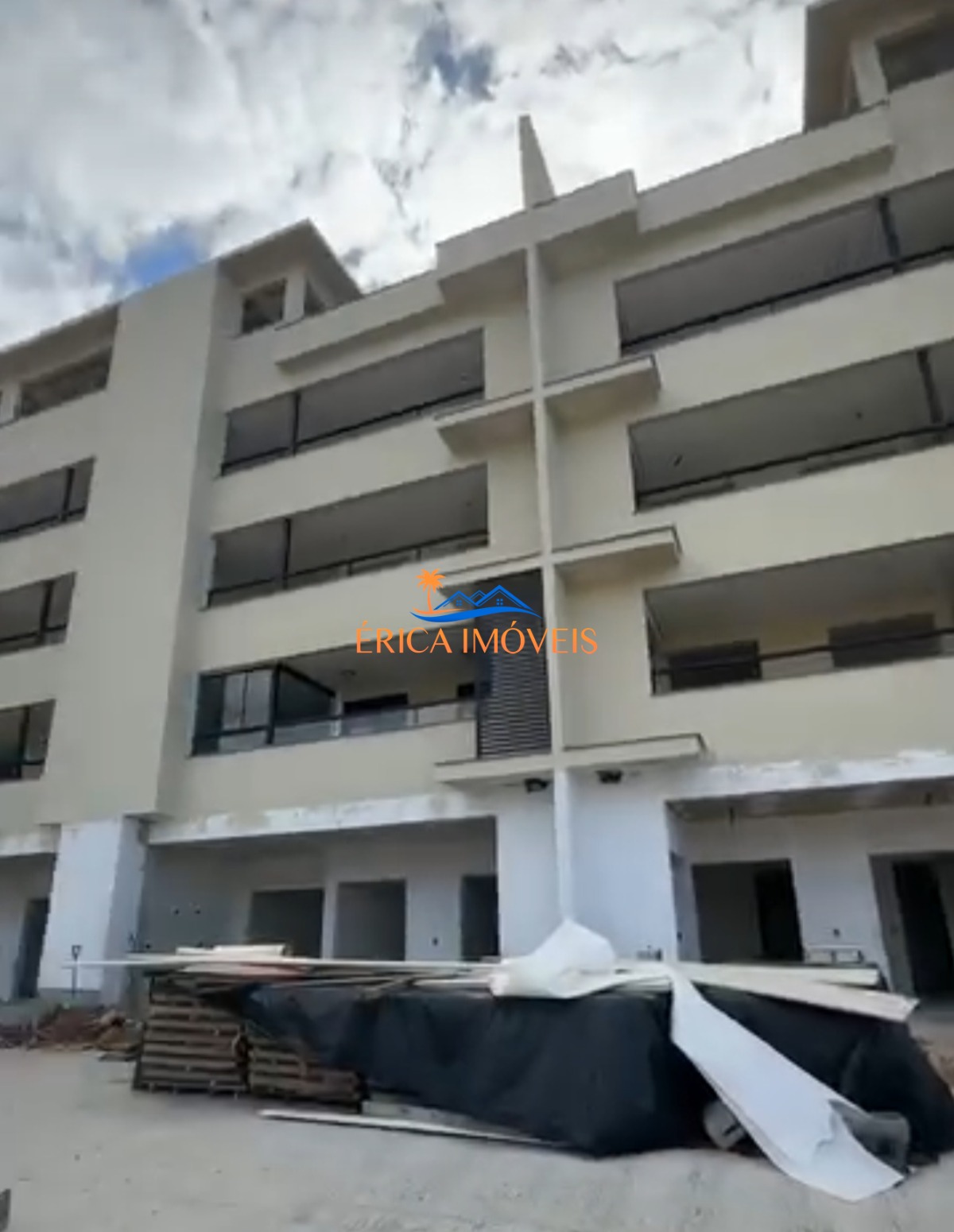 Apartamento à venda com 2 quartos, 60m² - Foto 21