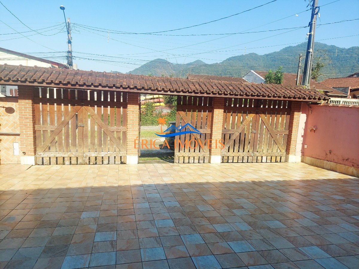 Casa à venda com 3 quartos, 123m² - Foto 2